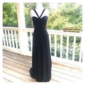 Backless Black floor-length gown - size small